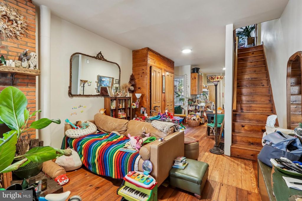 40 N WIOTA ST, PHILADELPHIA, PA 19104 — photo 4