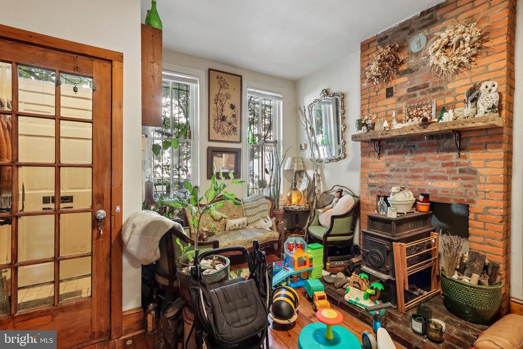 40 N WIOTA ST, PHILADELPHIA, PA 19104 — photo 5
