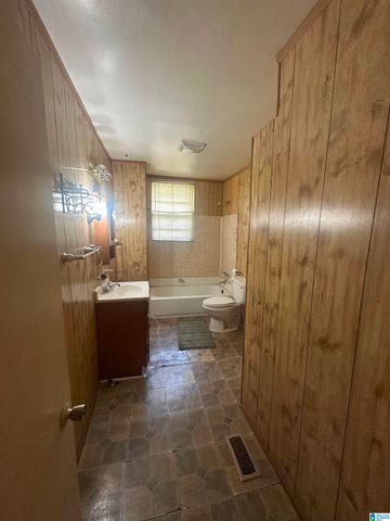 1704 MCMILLON AVENUE SW, Birmingham, AL 35211