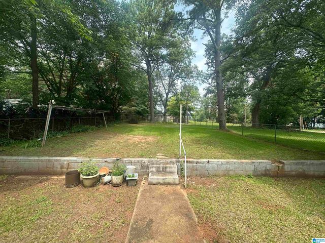 1704 MCMILLON AVENUE SW, Birmingham, AL 35211
