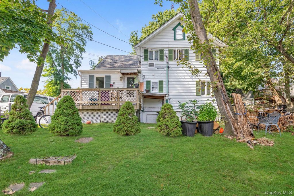 12 Beech Court, Glen Cove, NY 11542 — exterior