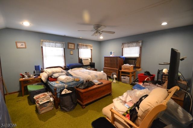 74 Cathedral Ave, Clifton City, NJ 07014