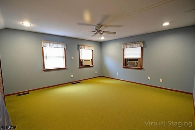 74 Cathedral Ave, Clifton City, NJ 07014