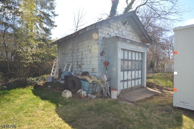 74 Cathedral Ave, Clifton City, NJ 07014