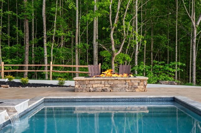 896 Locust Lane, Morganton, GA 30560