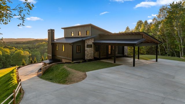 896 Locust Lane, Morganton, GA 30560