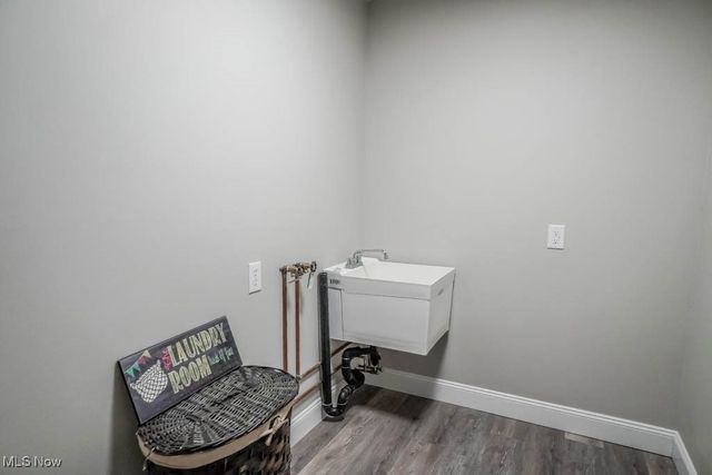 4654 Beverly Avenue NE, Canton, OH 44714