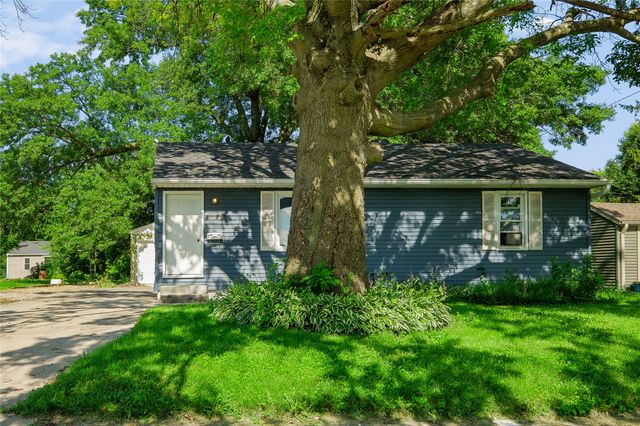 602 E 24th Street S, Newton, IA 50208