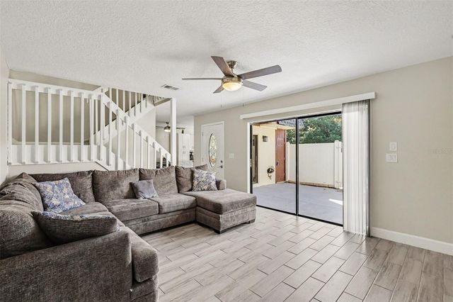8114 OAK TRACE WAY C, Tampa, FL 33634