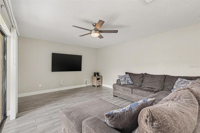 8114 OAK TRACE WAY C, Tampa, FL 33634