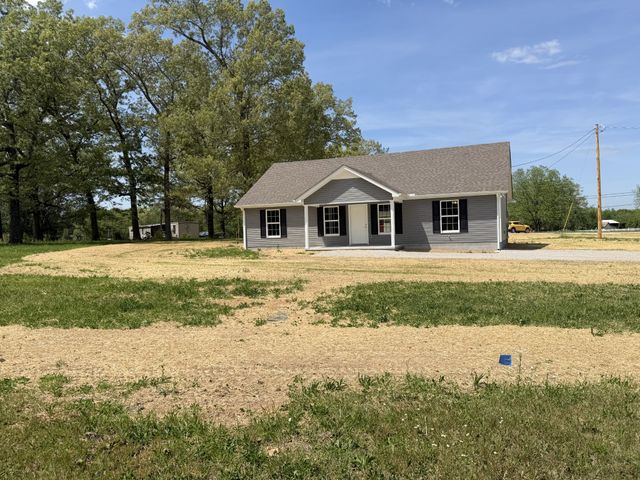 74 Six Mile Board Rd, Winchester, TN 37398