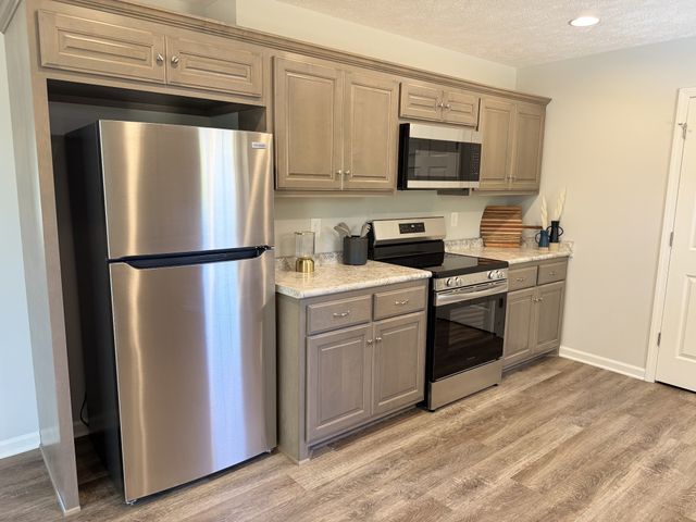 74 Six Mile Board Rd, Winchester, TN 37398