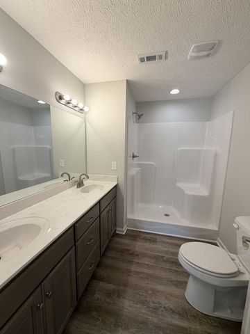 74 Six Mile Board Rd, Winchester, TN 37398