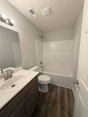 74 Six Mile Board Rd, Winchester, TN 37398