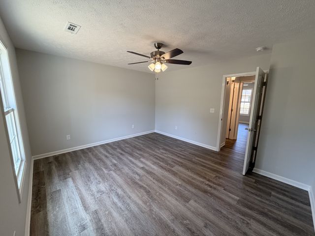 74 Six Mile Board Rd, Winchester, TN 37398