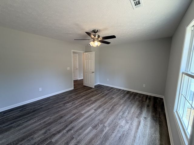 74 Six Mile Board Rd, Winchester, TN 37398