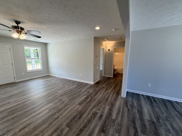 74 Six Mile Board Rd, Winchester, TN 37398