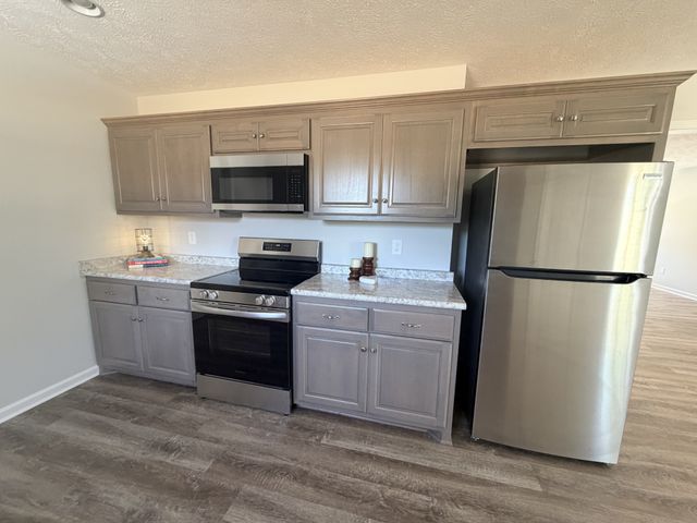 74 Six Mile Board Rd, Winchester, TN 37398