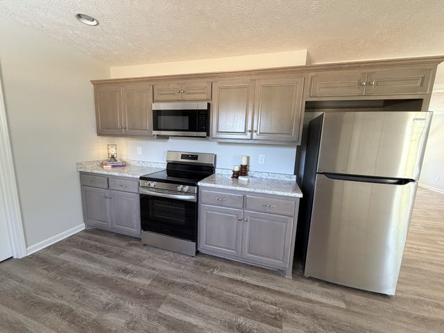 74 Six Mile Board Rd, Winchester, TN 37398