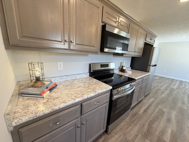 74 Six Mile Board Rd, Winchester, TN 37398