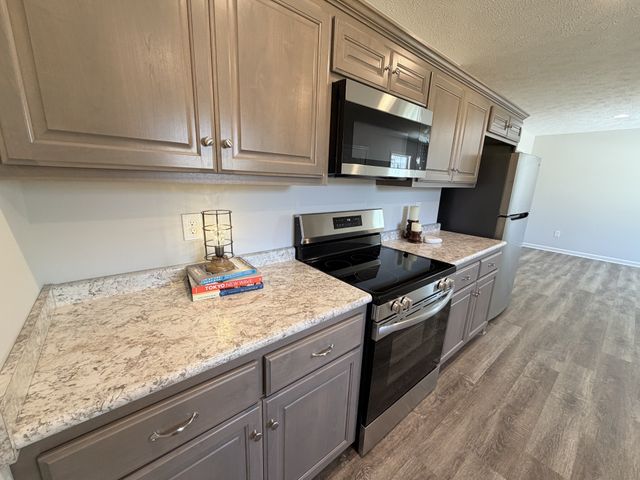 74 Six Mile Board Rd, Winchester, TN 37398