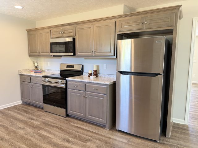 74 Six Mile Board Rd, Winchester, TN 37398