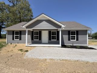 74 Six Mile Board Rd, Winchester, TN 37398