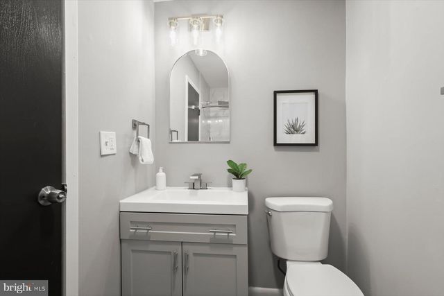 1471 CHARLESTOWN DR, Edgewood, MD 21040