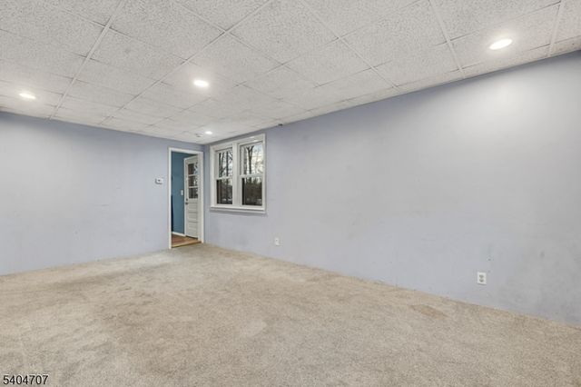 746 Spruce Rd, North Brunswick Twp., NJ 08902