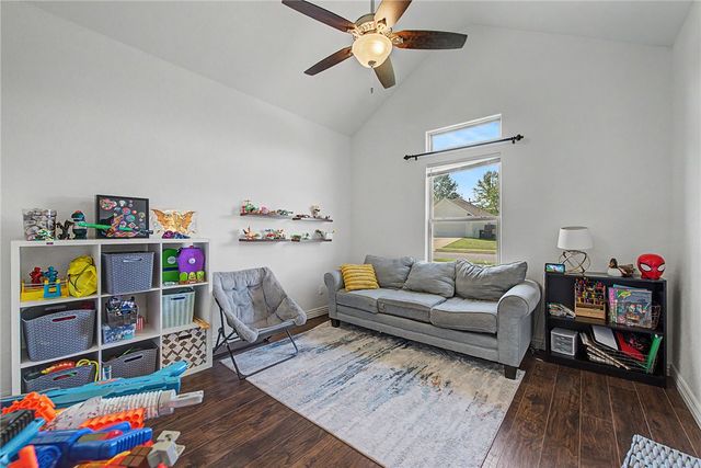 432 Hunter Allen Drive, Springdale, AR 72764