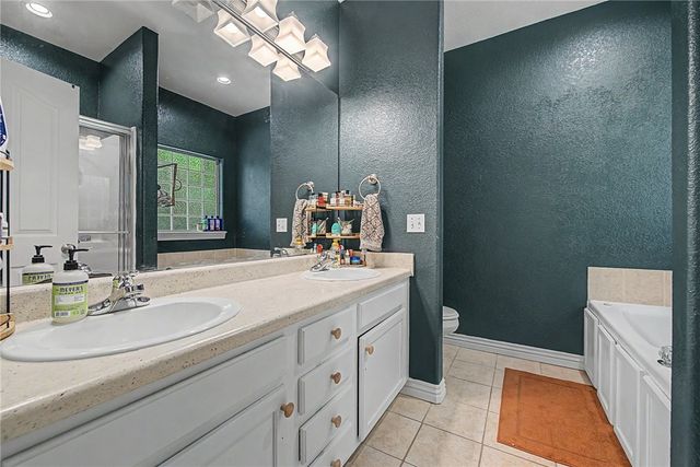 432 Hunter Allen Drive, Springdale, AR 72764