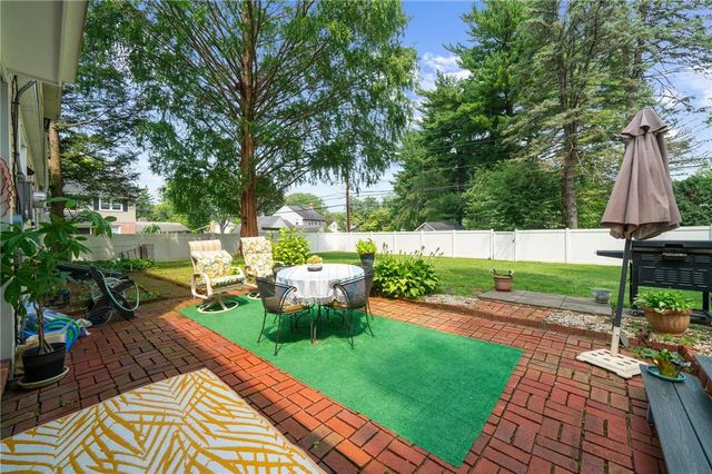 2847 Fairfield Drive, Allentown City, PA 18103