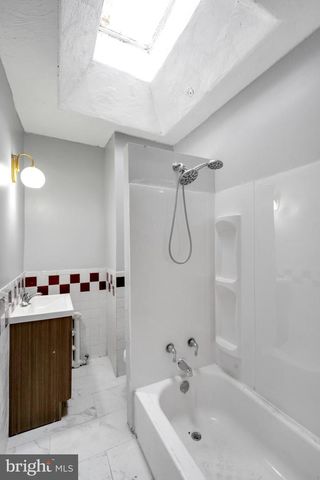 29 COLLEGE AVE, Upper Darby, PA 19082