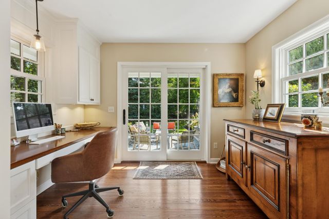 5325 Wooddale Avenue, Edina, MN 55424