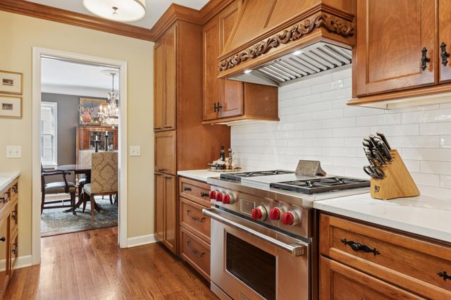 5325 Wooddale Avenue, Edina, MN 55424