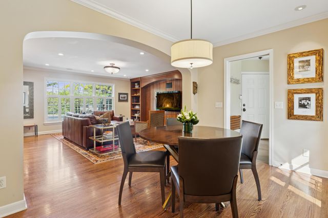 5325 Wooddale Avenue, Edina, MN 55424