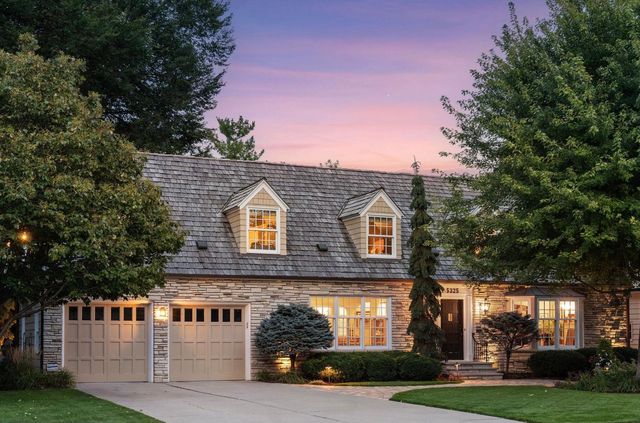 5325 Wooddale Avenue, Edina, MN 55424