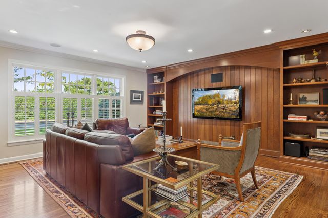 5325 Wooddale Avenue, Edina, MN 55424