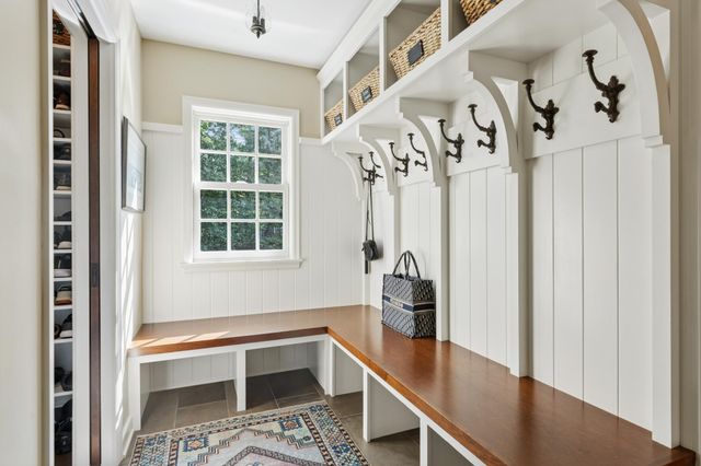 5325 Wooddale Avenue, Edina, MN 55424