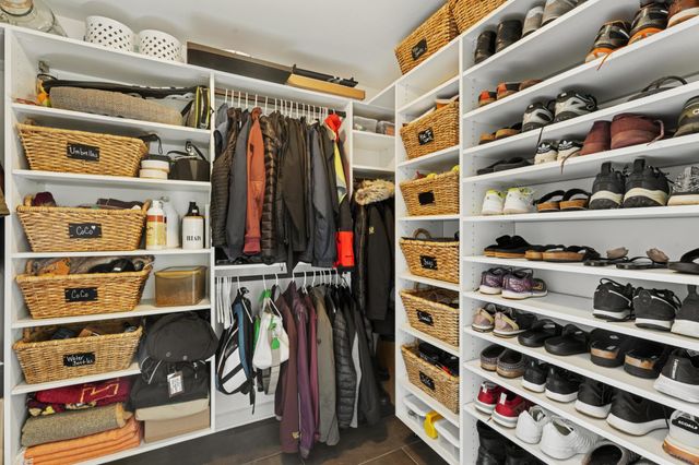 5325 Wooddale Avenue, Edina, MN 55424