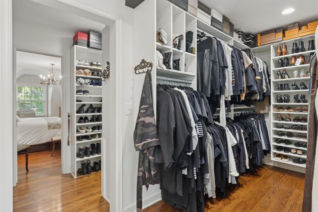 5325 Wooddale Avenue, Edina, MN 55424