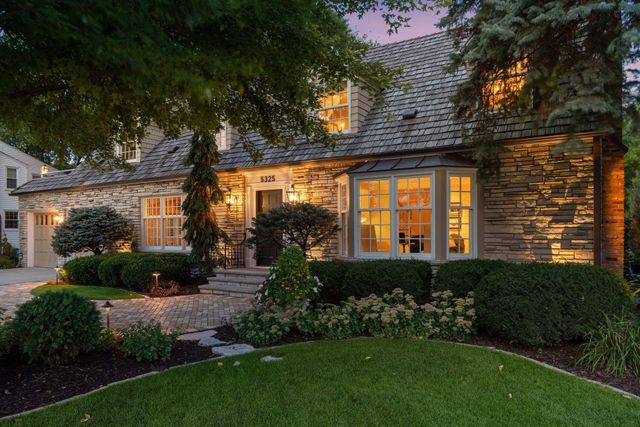 5325 Wooddale Avenue, Edina, MN 55424