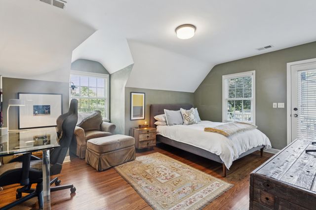 5325 Wooddale Avenue, Edina, MN 55424