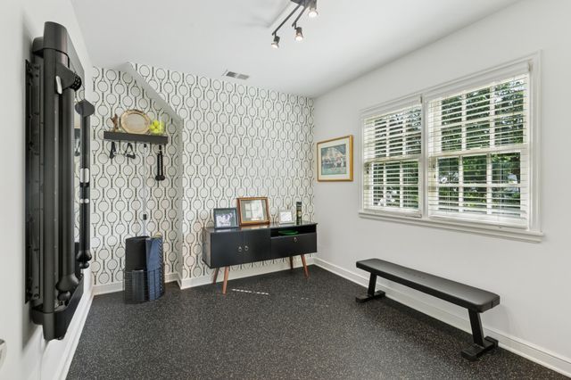 5325 Wooddale Avenue, Edina, MN 55424