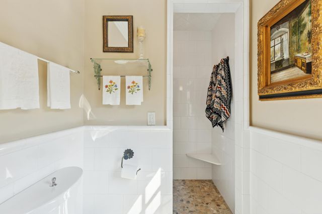 5325 Wooddale Avenue, Edina, MN 55424