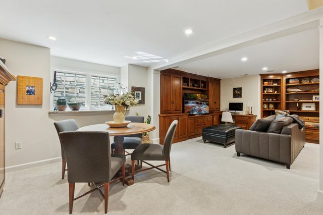 5325 Wooddale Avenue, Edina, MN 55424