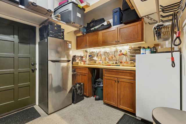 5325 Wooddale Avenue, Edina, MN 55424