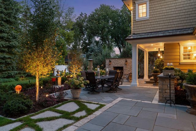 5325 Wooddale Avenue, Edina, MN 55424