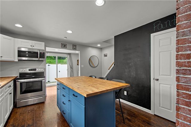 412 Grant Street, Centerville, PA 15358