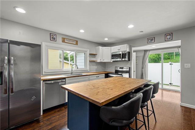 412 Grant Street, Centerville, PA 15358